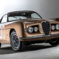 Alfa Romeo Monte Carlo: Ikona włoskiego stylu i sportowych osiągów