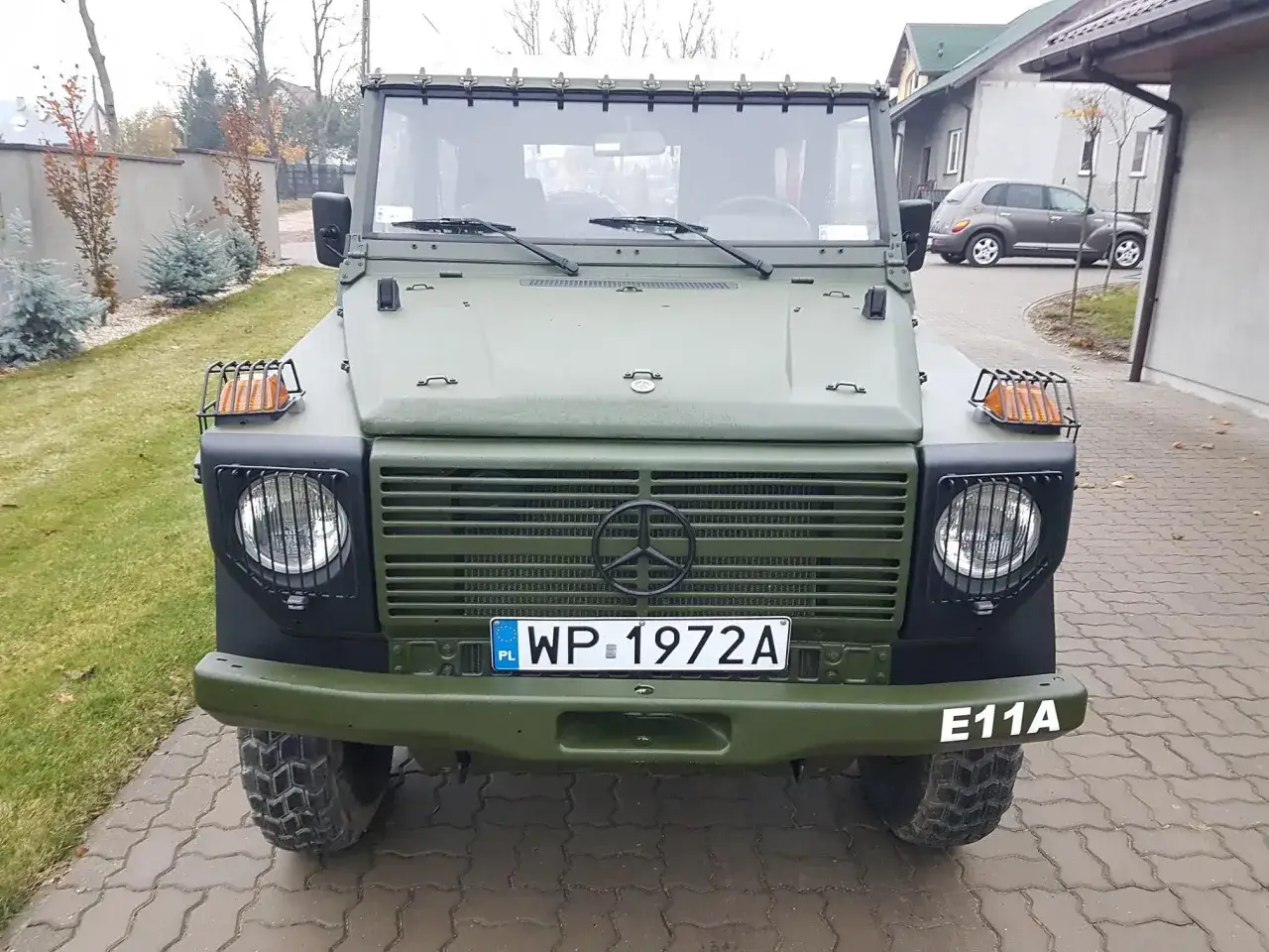 Zdjęcie Mercedes Gelenda 90: Ikona Terenowego Luksusu i Niezawodności