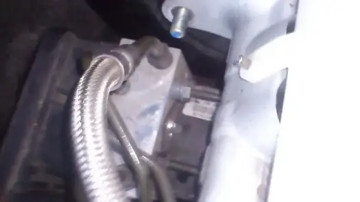 Gdzie jest czujnik DSC BMW E60? Lokalizacja i objawy awarii