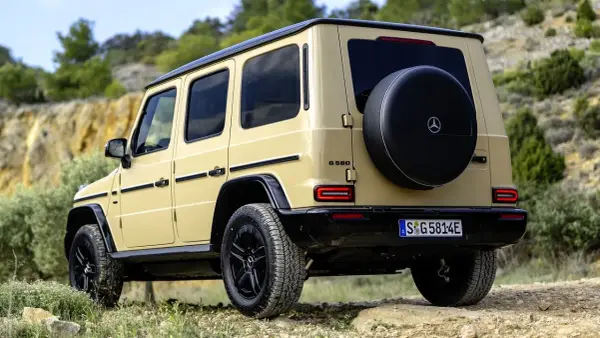 Gelenda: Luksusowy Mercedes G-Class - Ikona Off-Roadu i Prestiżu